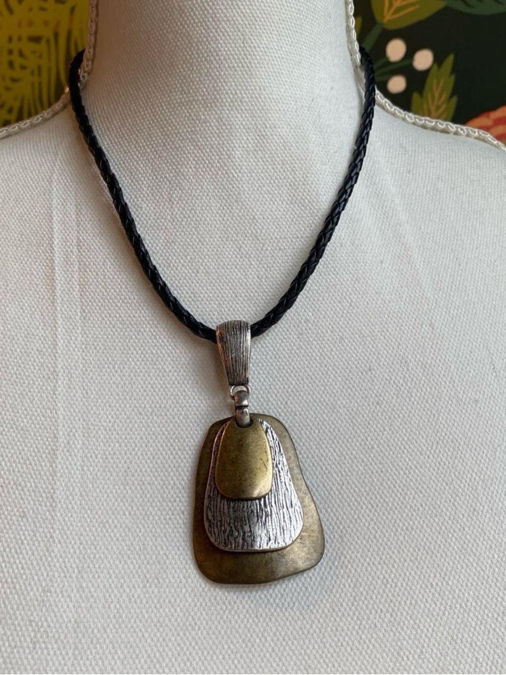 Vintage Boho Leather and Metal Necklace